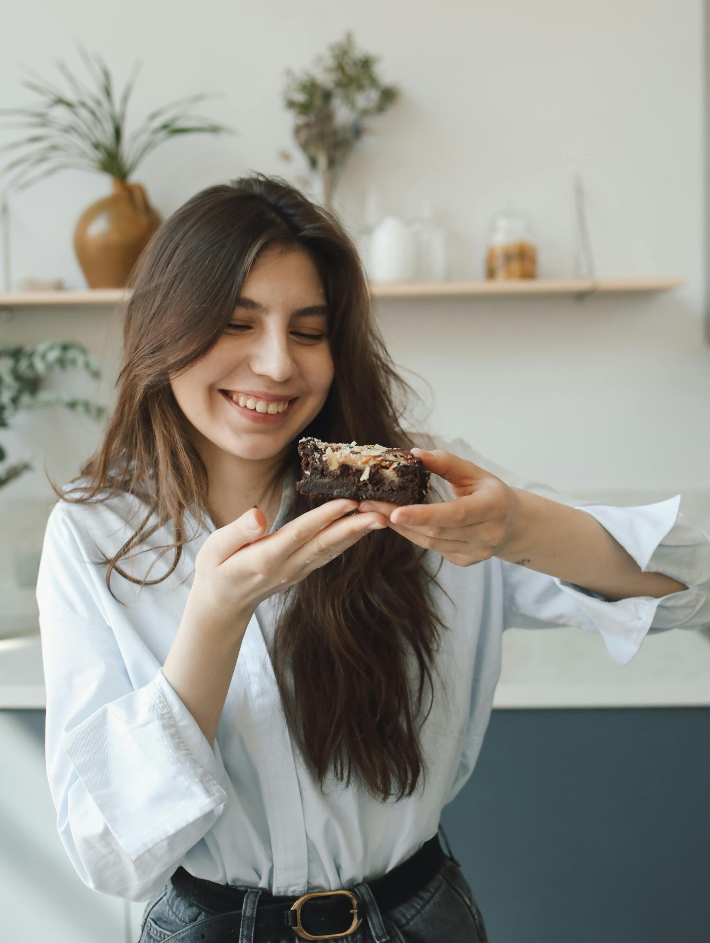 Indulgent Keto Flourless Chocolate Cake with Ganache