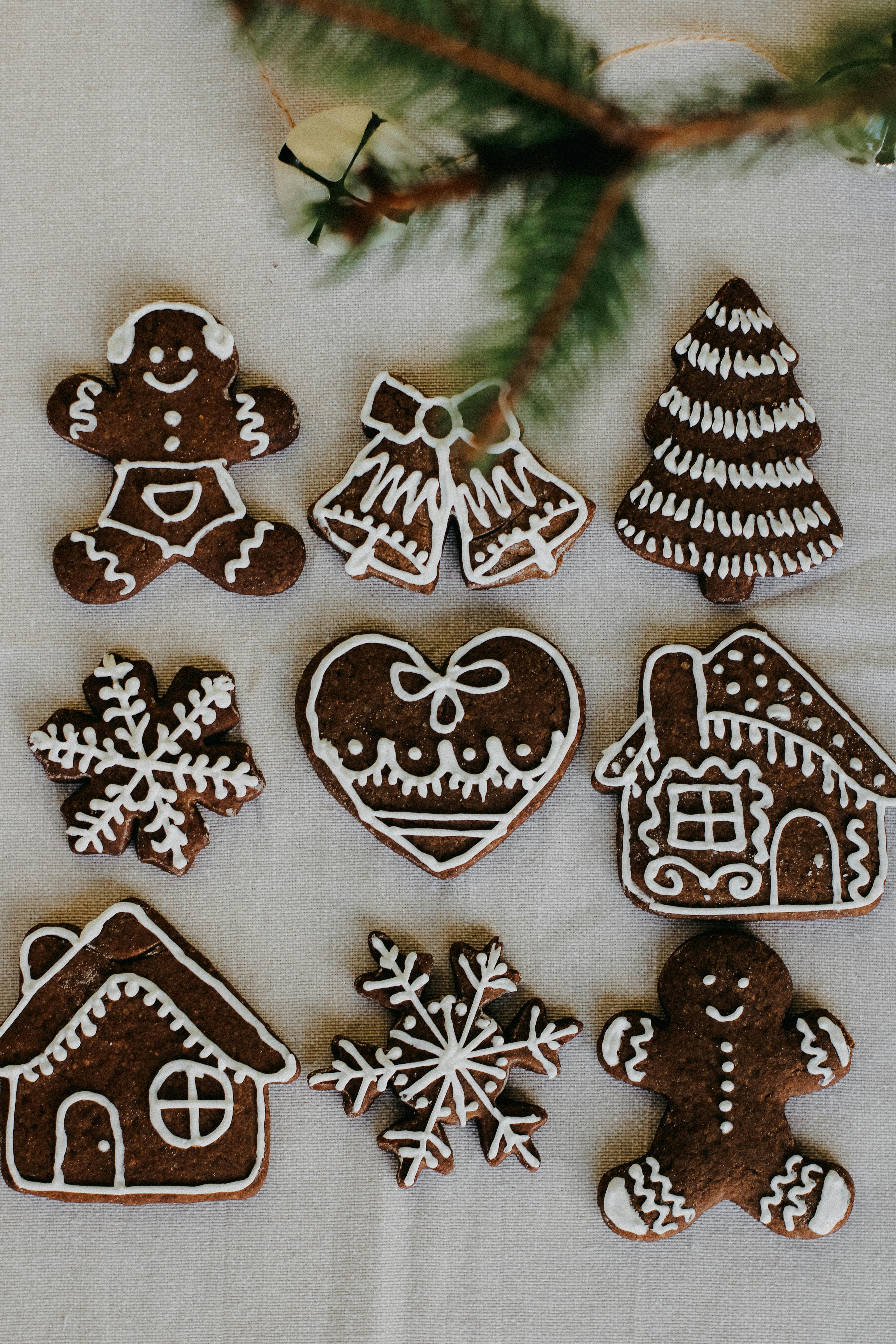 Keto Gingerbread Cookies